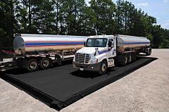 Ultratech 8741 Spill Containment Berm, Modular Model, 13' X 13', Textured Black, 38 Mil, (8) Wall Blocks, (4) Corner Blocks, 22 X 25 Liner