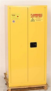 Eagle 2610 55 Gallon Two Door Self-Closing Vertical Drum