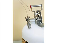 Justrite 28168 Hplc Manifold With Stainless Steel Fittings For Round Style Or Quick-Disconnect Safety Disposal Can