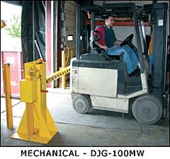 Vestil Djg-100Mw Steel Dock Barricade Manual Hand Crank 8 Ft. Yellow