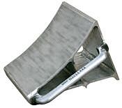 Vestil Ealum-7-Hndg Aluminum Wheel Chock With Hand Grip 13-1/16" X 7" X 8" Silver