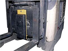 Vestil Fcb-818 Molded Rubber/Steel Class Ii Fork Truck Carriage Bumper Black / Yellow