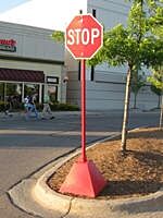 Vestil Pysb-R Low Density Polyethylene Plastic Pyramid Sign Base With Steel Pole 22" X 22" X 98" Red